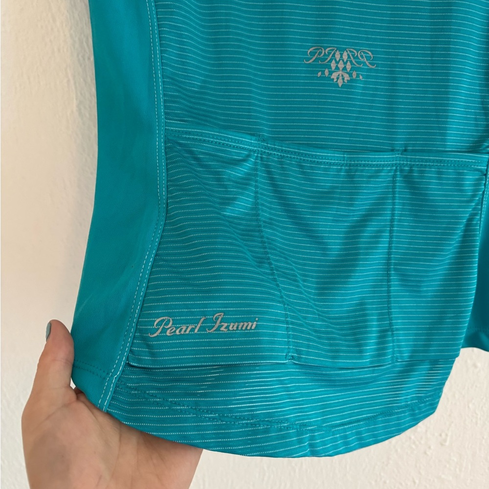 Pearl Izumi Women’s Blue Cycling Shirt - Picture 5 of 6